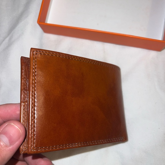 Beautiful Brown Men’s Leather Wallet NWT! - Picture 2 of 14